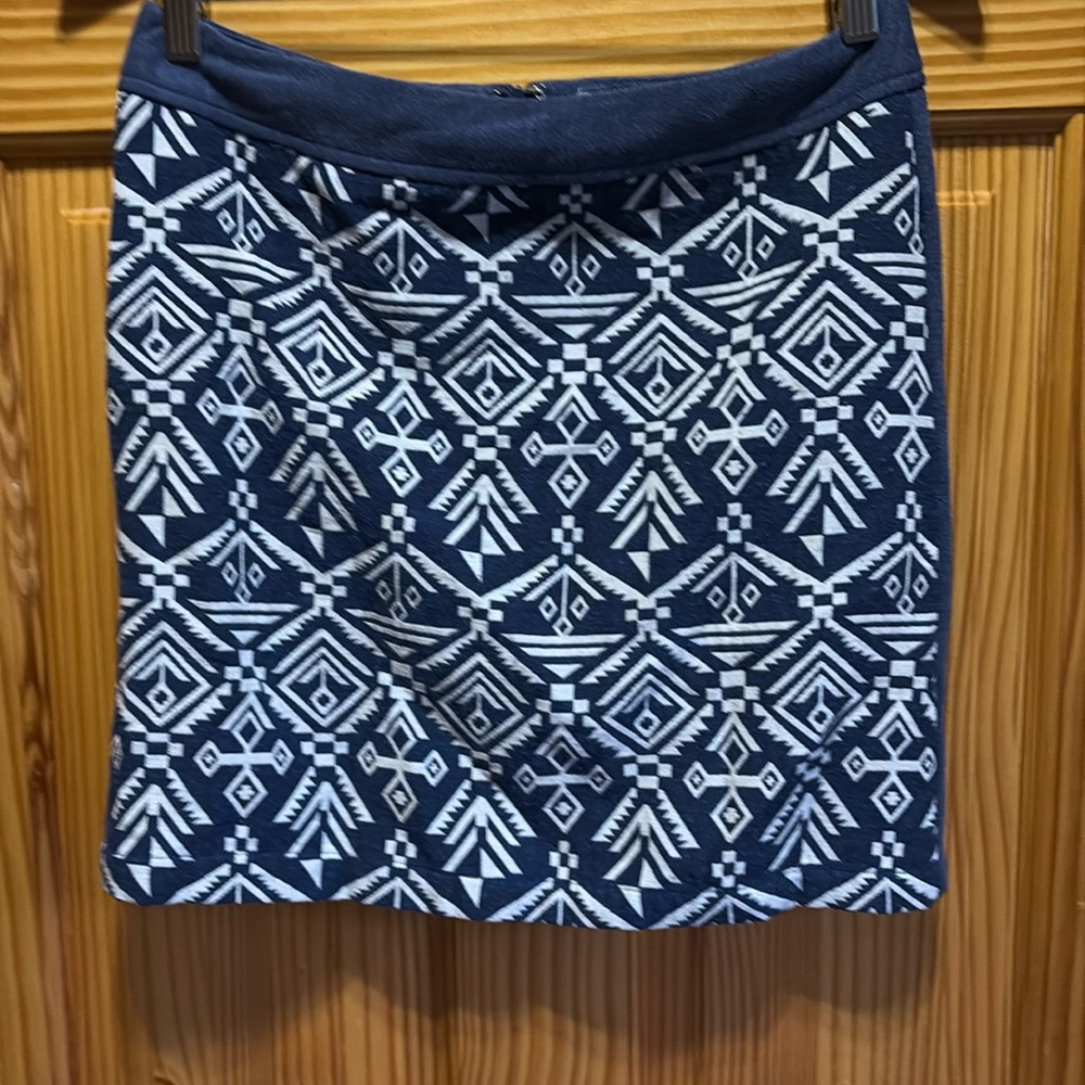 Pixley, medium, blue and white tribal pattern skirt.